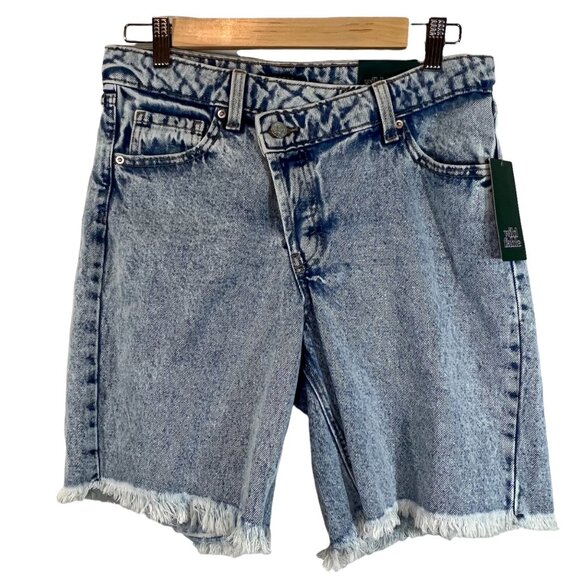 Wild Fable NWT Jean Shorts Blue High Rise Bermuda Raw Hem High Rise Size 4 - Picture 5 of 9